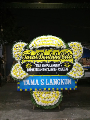 Papan Bunga Duka di Fawi